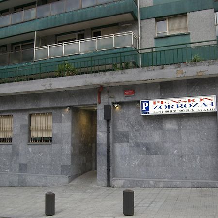 Pension Zorroza 1 Bilbao Zewnętrze zdjęcie