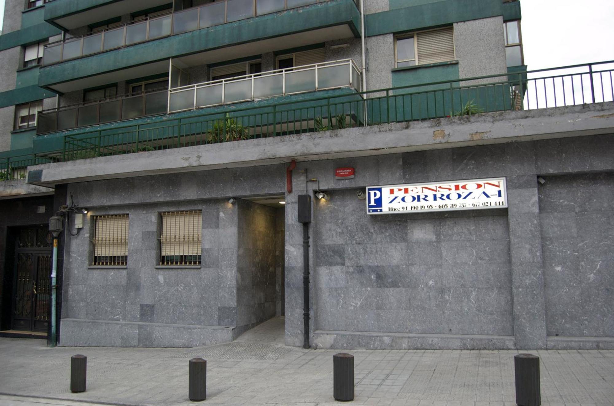 Pension Zorroza 1 Bilbao Zewnętrze zdjęcie